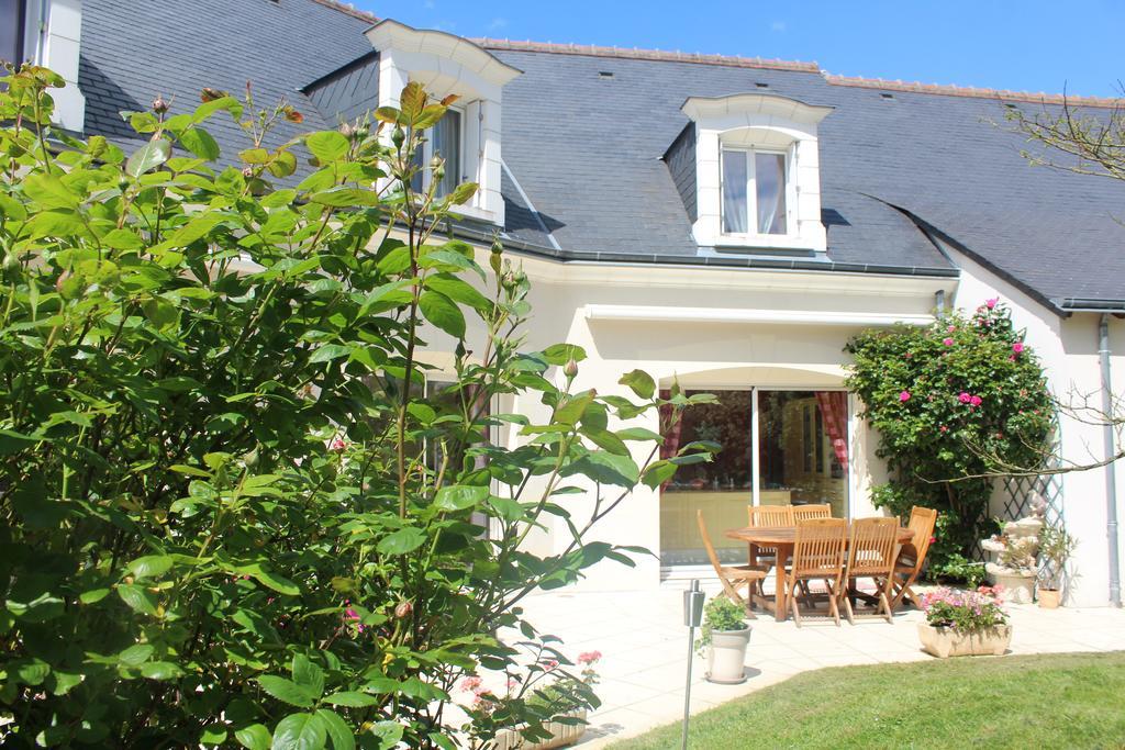 Le Clos Des Roses Saint-Règle Екстериор снимка