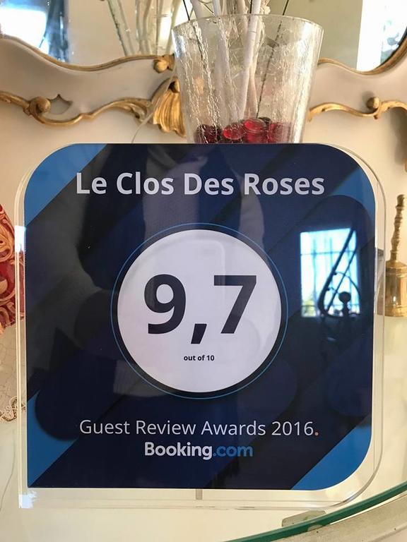 Le Clos Des Roses Saint-Règle Екстериор снимка